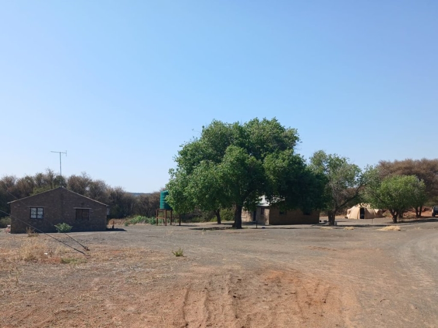 4 Bedroom Property for Sale in Douglas Rural Northern Cape